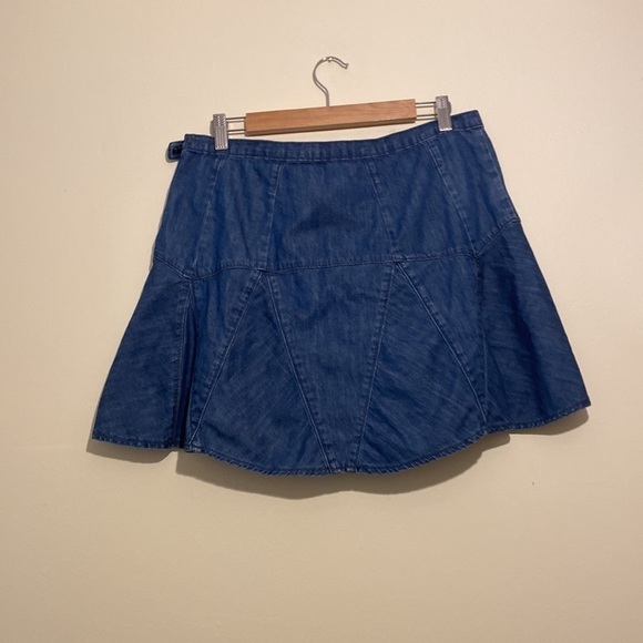 Gap 1969 Oceanside blue denim mini skirt . Size 29/8 . - Picture 3 of 9